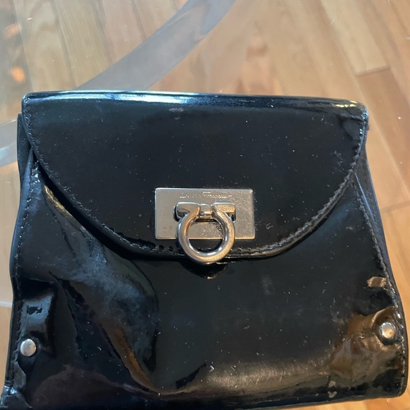 Authentic Salvatore Ferragamo Wallet - Picture 1 of 9
